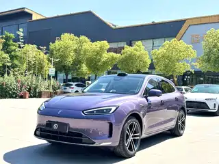 AITO Wenjie M5 2025