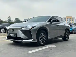 Lexus RZ 2023