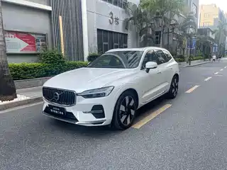Volvo XC60 Plug-in Hybrid 2024