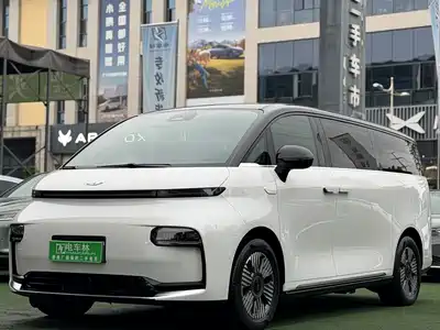 Geely Galaxy Yizhen L380 2024