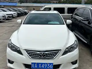 Toyota Reiz 2013