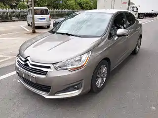 Citroën C4L 2013