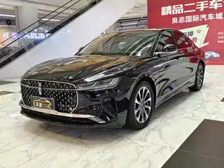 Lincoln Z 2024
