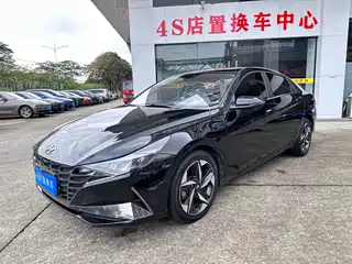 Hyundai Elantra 2021