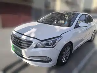 Hyundai Mistra 2014
