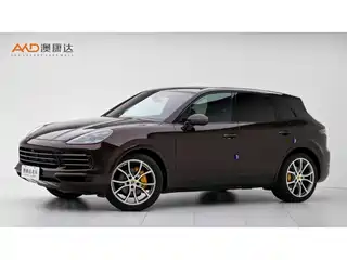 Porsche Cayenne 2021