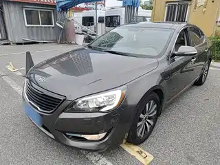 Kia K7 2011