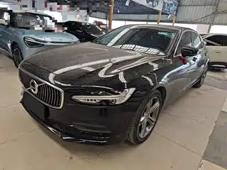 Volvo S90 2018