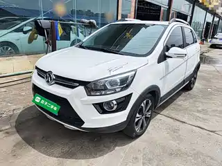 BAIC Senova X25 2017