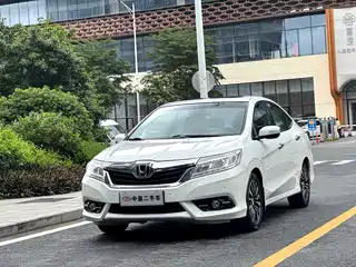 Honda Lingpai 2015