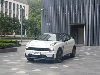 Lynk & Co 05 EM-P 2021