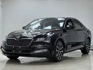 Škoda Superb 2023