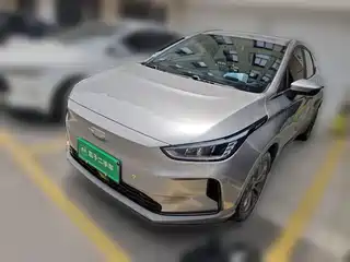 Geely Geometry C 2022