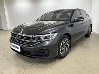 Volkswagen Sagitar 2022