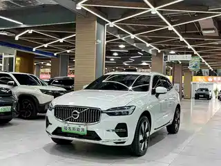 Volvo XC60 Plug-in Hybrid 2024
