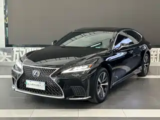 Lexus LS 2021