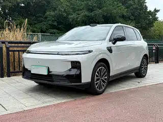 Leapmotor B10 2025