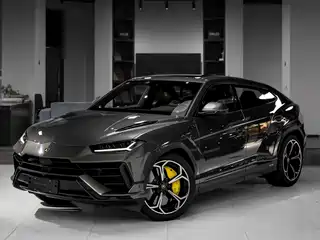 Lamborghini Urus 2024