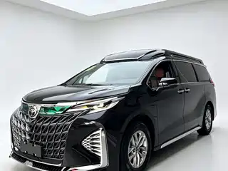 Toyota Granvia 2025