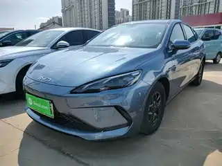 BYD Hai Bao 05 DM-i 2025