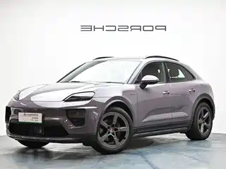 Porsche Macan EV 2024