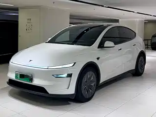 Tesla Model Y L 2025
