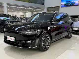 AITO Wenjie M9 2025