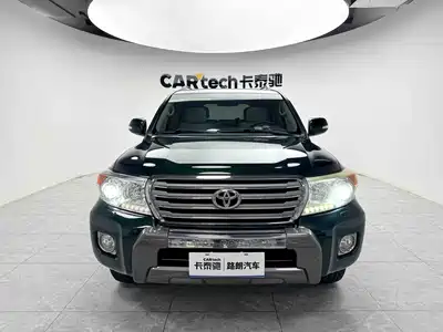 Toyota Land Cruiser 2013