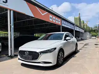 Mazda Mazda3 Axela 2022