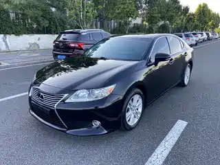 Lexus ES 2012