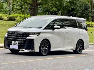 Toyota Vellfire 2026