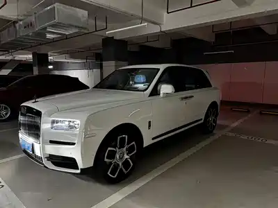 Rolls-Royce Cullinan 2021