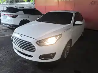 Ford Escort 2014