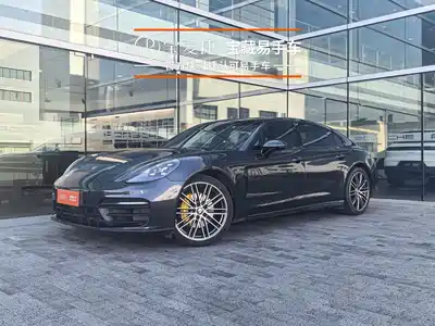 Porsche Panamera 2022