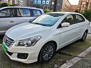 Suzuki Alivio 2016