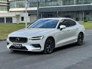 Volvo S60 2021