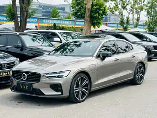 Volvo S60 Plug-in Hybrid 2020