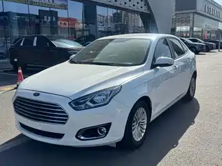 Ford Escort 2014