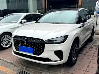 Lincoln Adventurer 2024