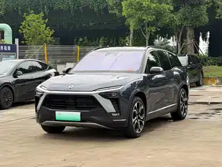 NIO ES8 2021