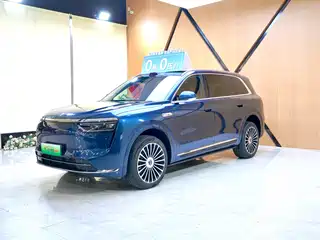 AITO Wenjie M8 2025