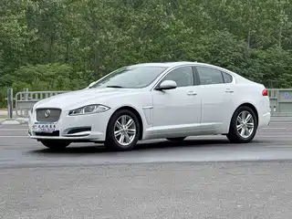 Jaguar XF 2014