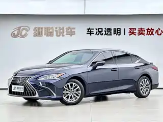 Lexus ES 2024