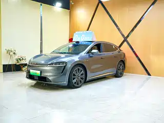 Zhijie Luxeed R7 2024