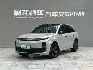 Li Auto L6 2025