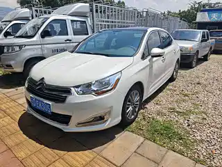 Citroën C4L 2013