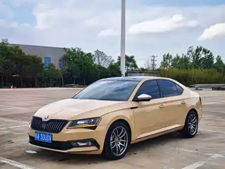 Škoda Superb 2018
