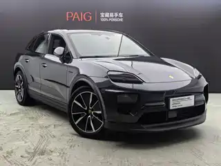 Porsche Macan EV 2024