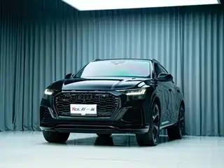 Audi Audi RS Q8 2021