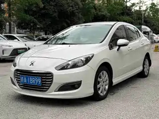 Peugeot 308 2015